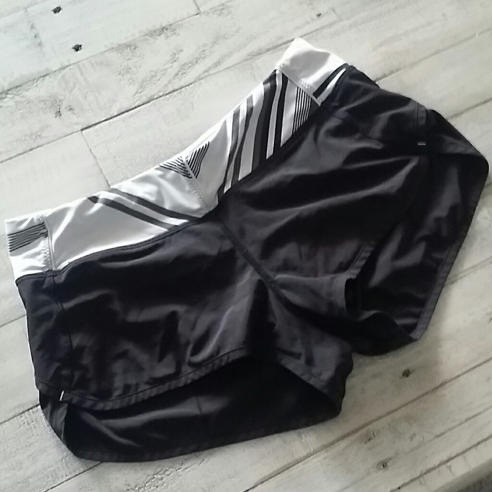 Lululemon athletica Shorts